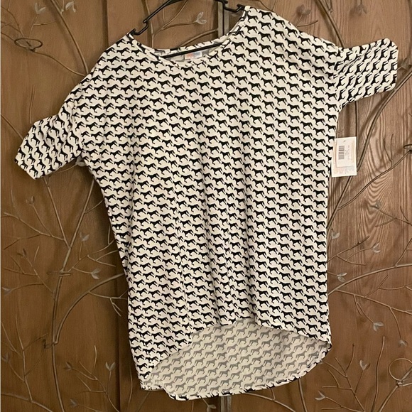 Lularoe Unicorn Irma top - Picture 1 of 2